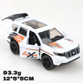 Sscale three-door classic pullback die-cast model car, simulated off-road vehicle
